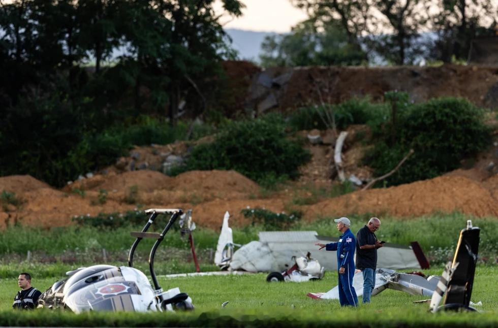 【美国警用直升机与轻型飞机相撞致1人死亡】据美联社8月19日报道，美国宾夕法尼亚