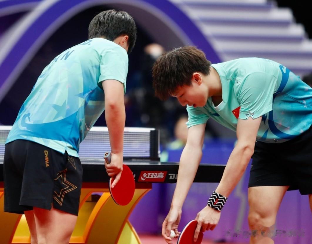 4-1！完胜韩国王牌，林高远王艺迪晋级决赛，巅峰对决静待莎头！
林高远王艺迪和王