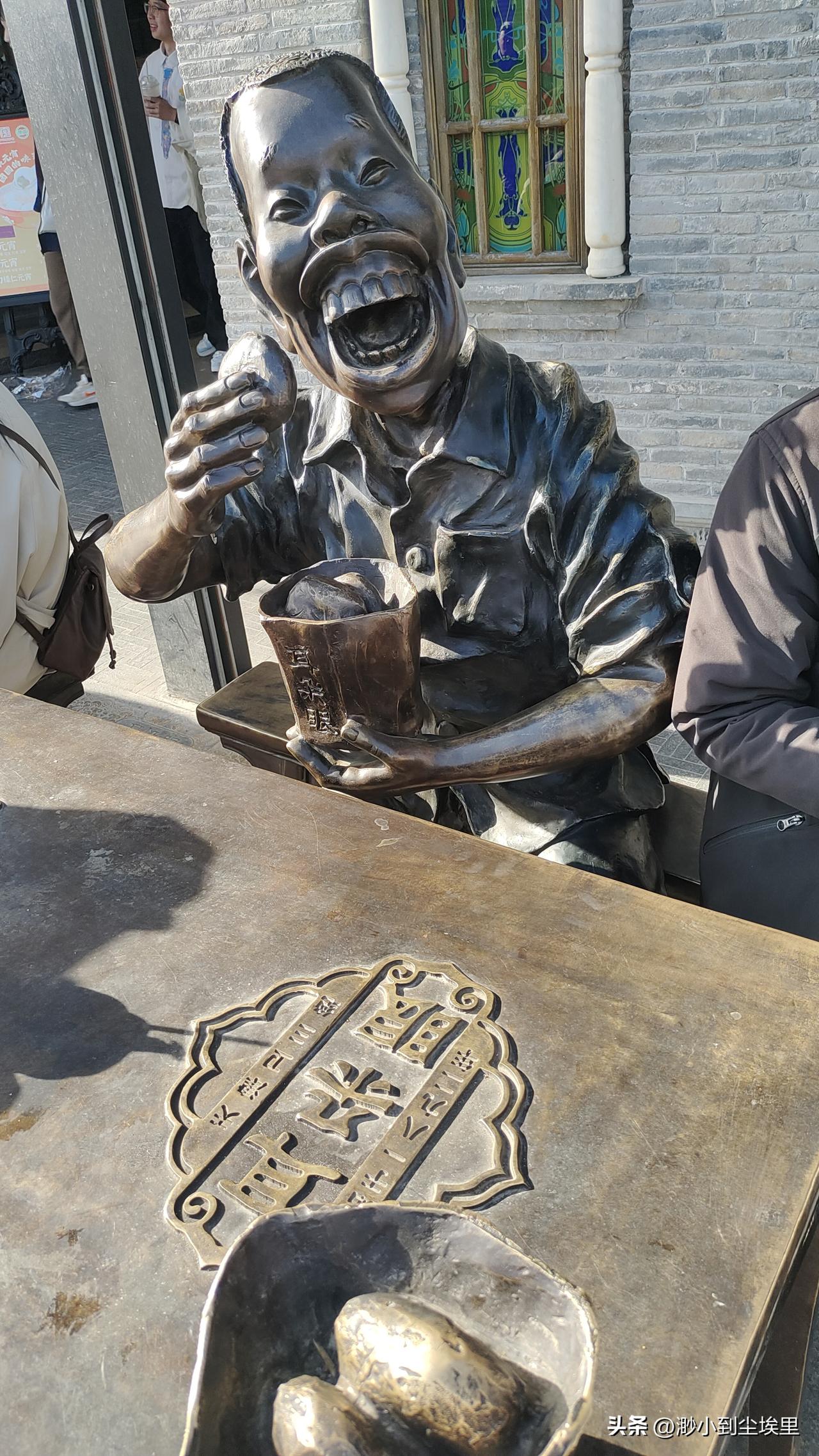 记录一下，天津市的小吃究竟有多受欢迎

今天是清明小假期，出门溜达溜达，路过鼓楼