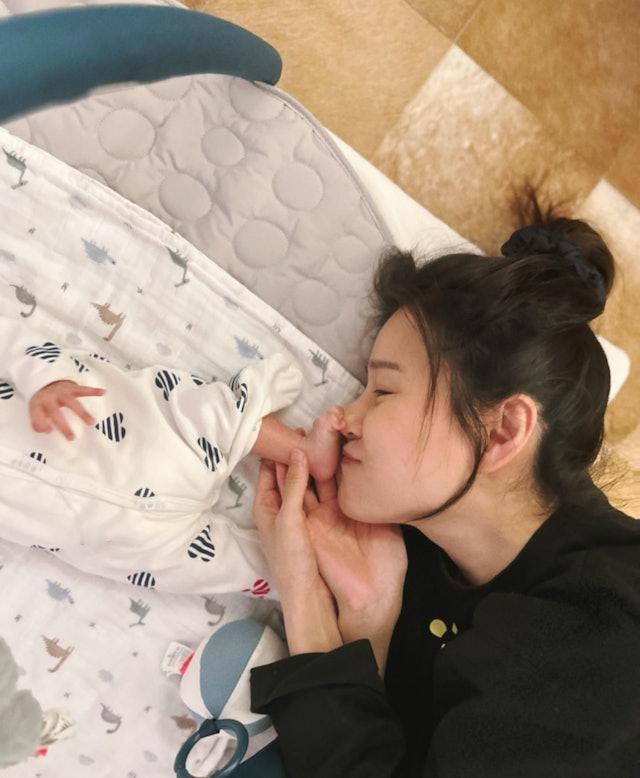 黄翠如于2025年3月顺利诞下与丈夫萧正楠的爱情结晶，一家三口幸福美满，黄翠如产