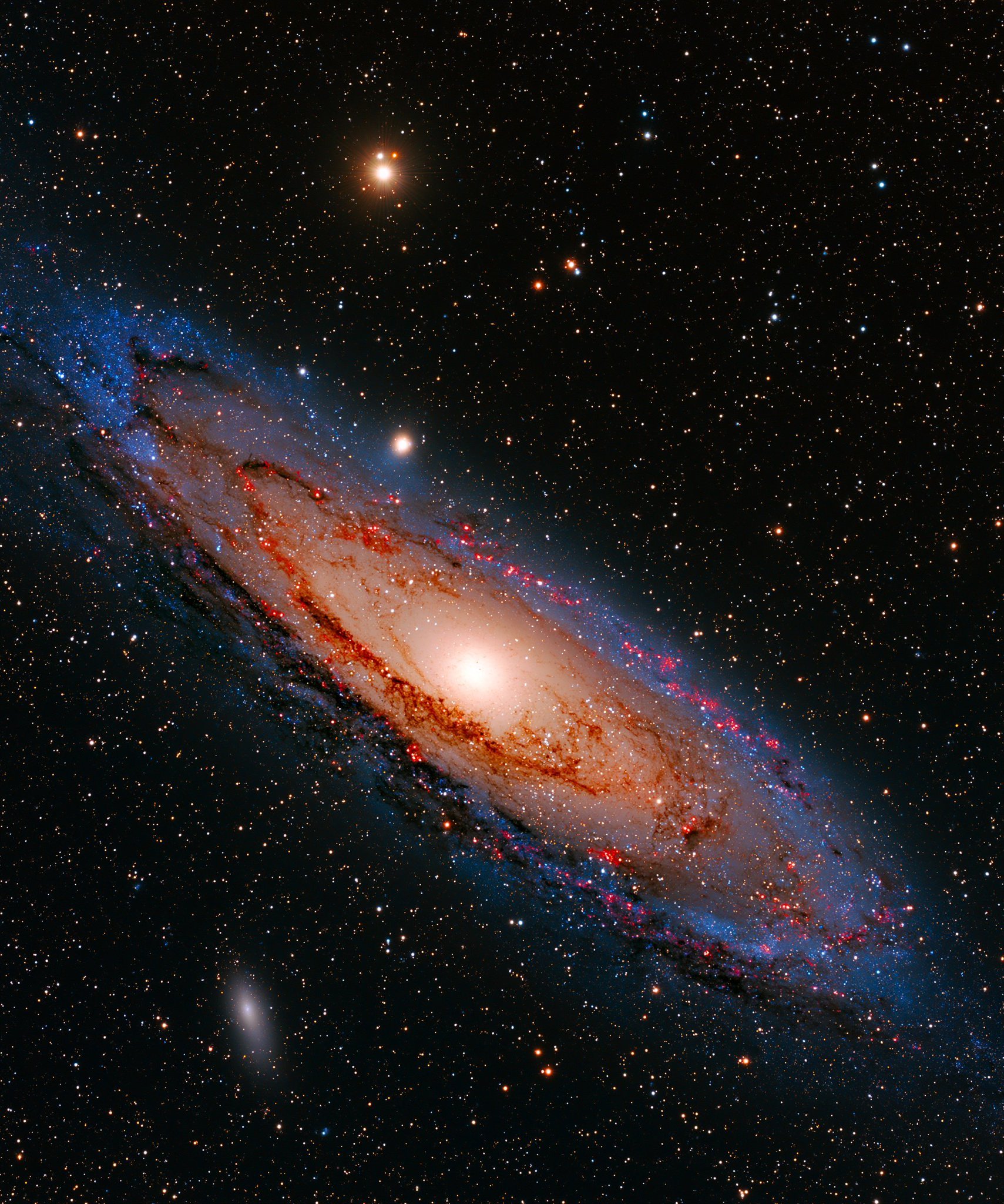 仙女座星系，距离银河系254万光年，拥有大约一万亿颗恒星。 