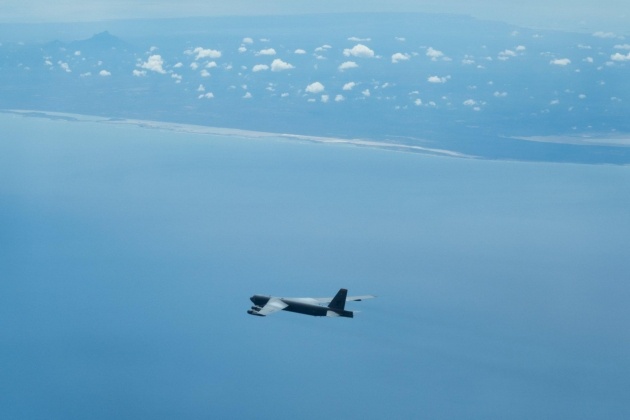 烽火问鼎计划 两架美国B-52轰炸机以创纪录的距离逼近委内瑞拉边境美国战略司令部