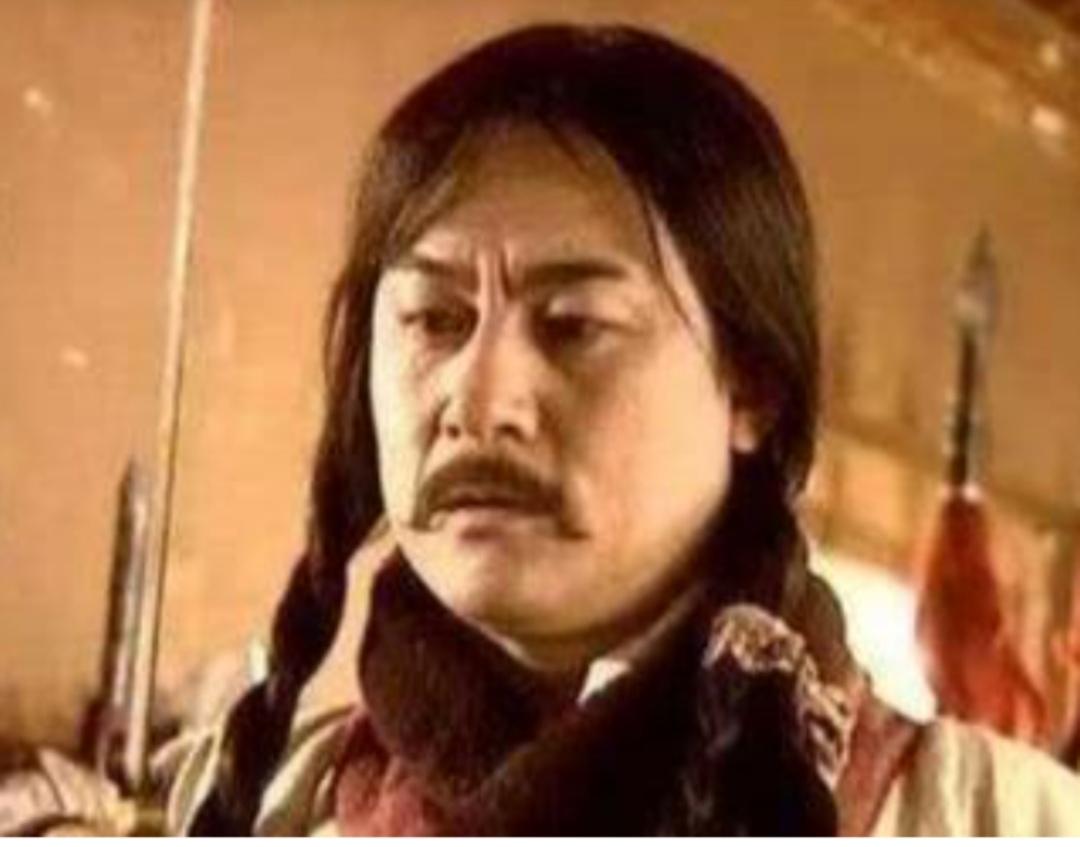 上回我们说到，康熙通过“多伦会盟”，成功收编了喀尔喀蒙古，断了噶尔丹的粮道和兵源