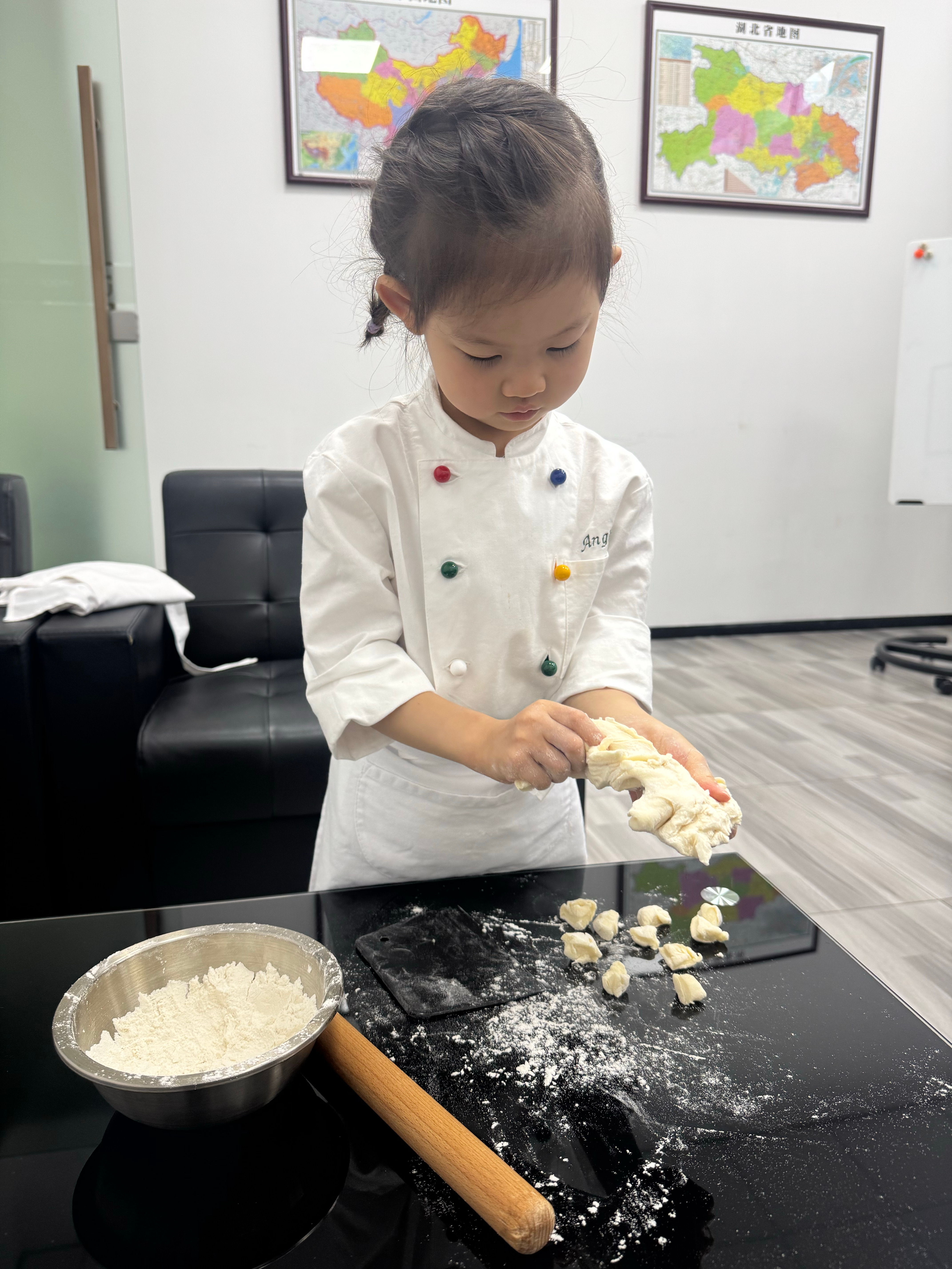 烘焙，我们练的是童子功 武汉·武汉优美西点烘焙培训学校