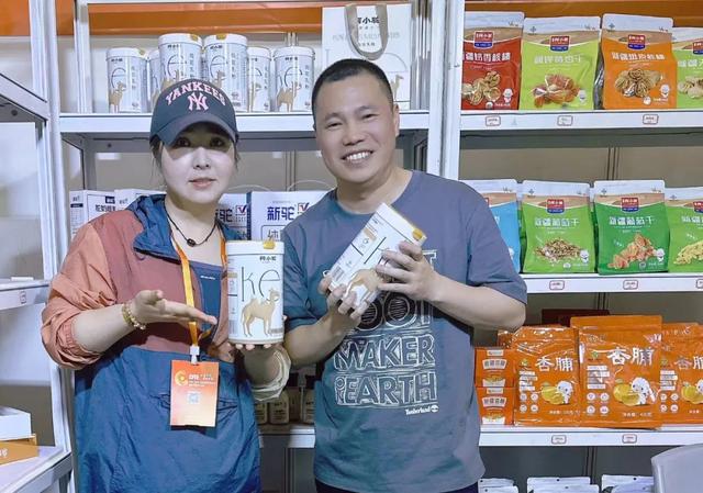 戈壁黄金乳，限时援疆助农价，囤！柯坪驼奶助力边疆牧民的“一人一驼”计划