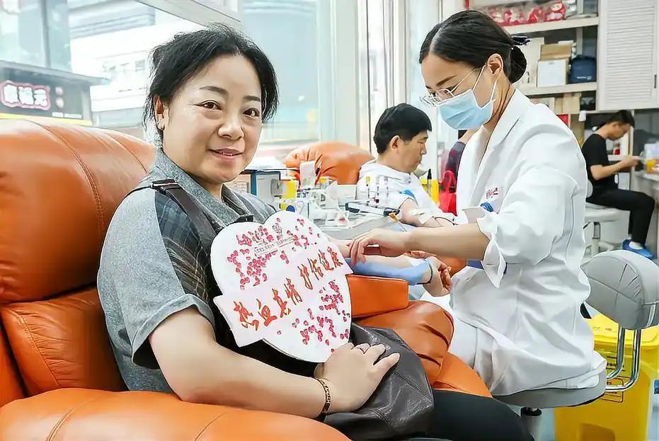 12月17日国家卫生健康委公布的《中华人民共和国献血法（修订草案征求意见稿）》提