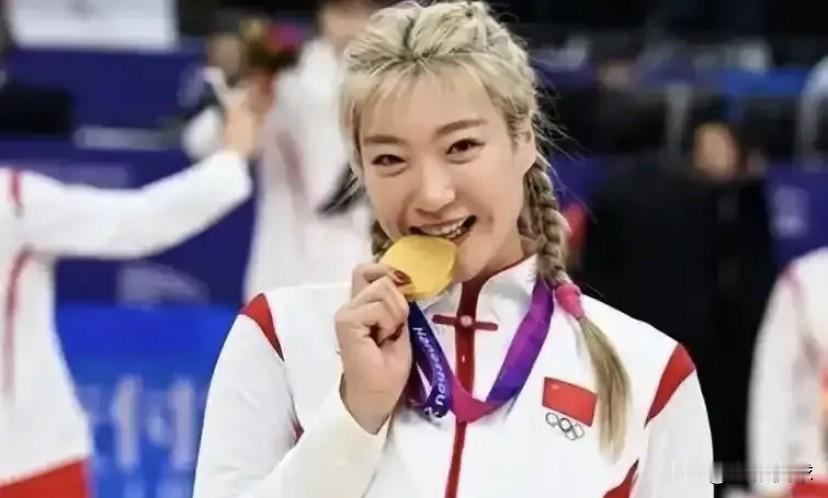 李梦落选竟要掀翻整个女篮饭碗？赞助商正排队撕合同！

宫鲁鸣这次捅的篓子，真可能