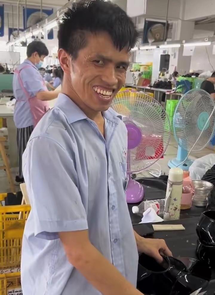 跟遗憾！
“老表”彭仕运迎来了坏结局。

目前已经证实，老表已经被确认去世，其遗