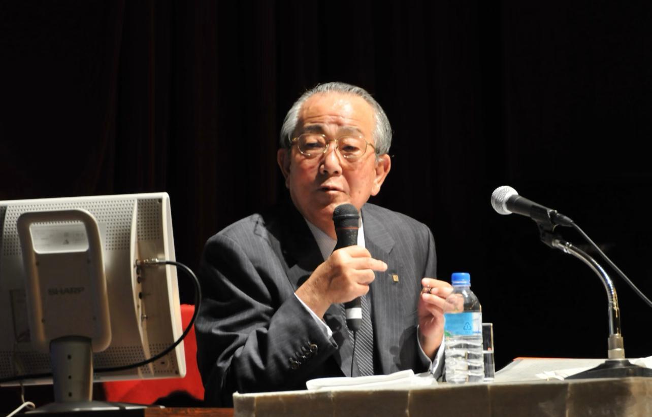 从稻盛和夫身上，我学到的最重要的3样东西：a、利他之心，积累善行；b、付出不亚于