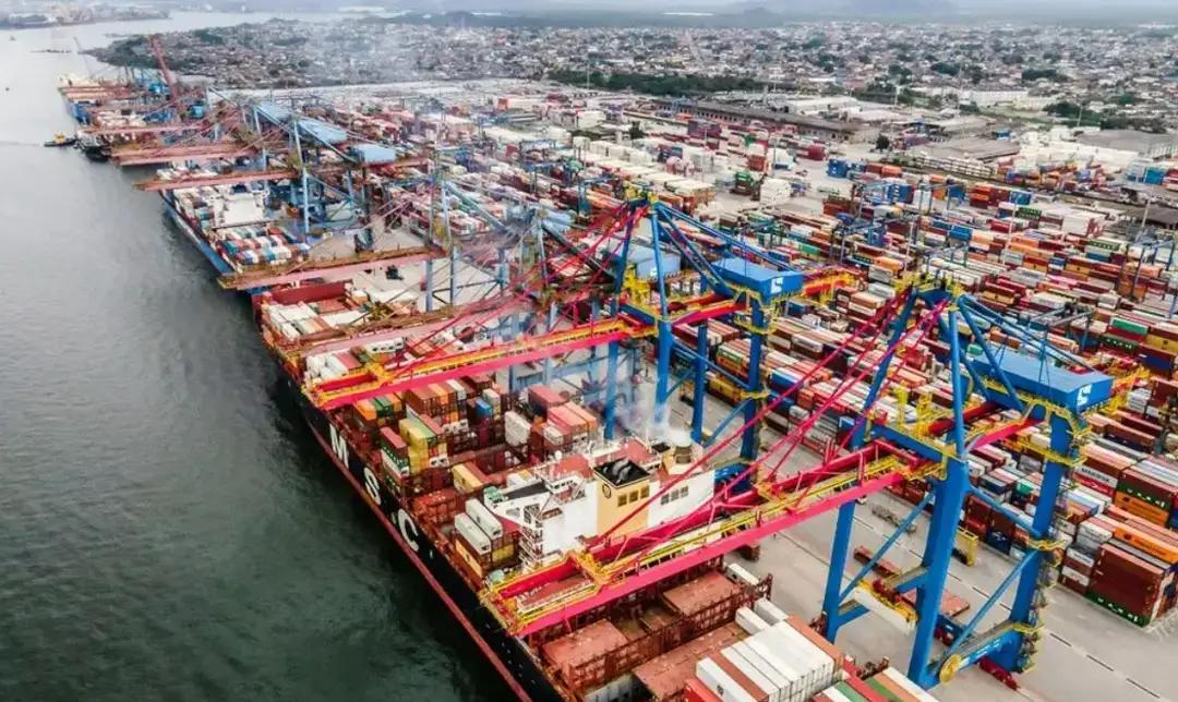 圣保罗会场话音未落，凯文村上点名不愿中国企业拿下桑托斯港Tecon10，巴西主权