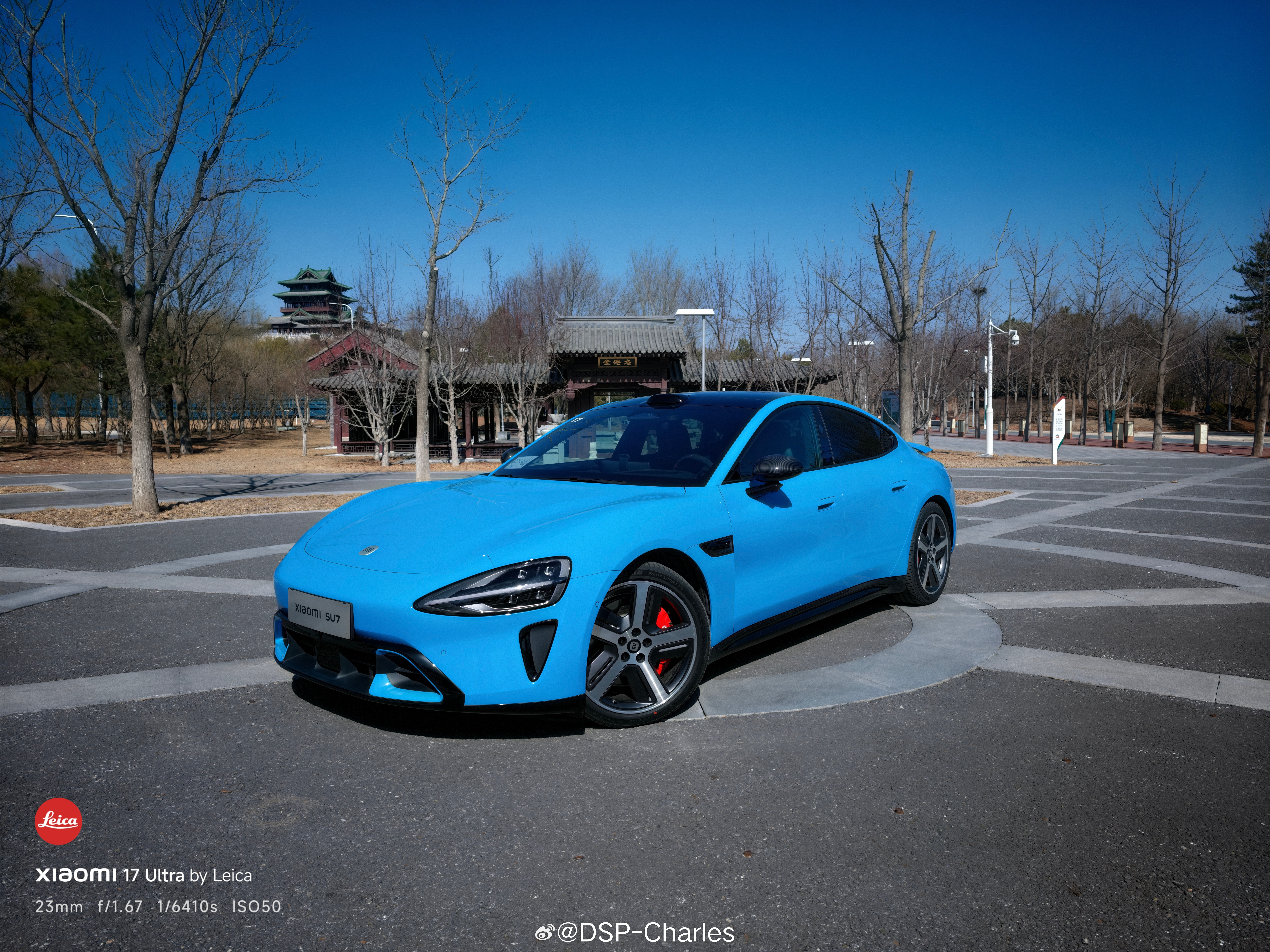 特斯拉小米最近发现之前关注的一些时尚博主都提了小米汽车，这群用户之前基本都是特斯