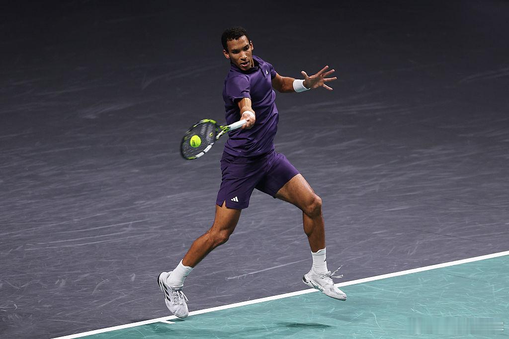 ATP1000 巴黎大师赛决赛日赛程如下（北京时间）📅🎾中心球场⏰19:30