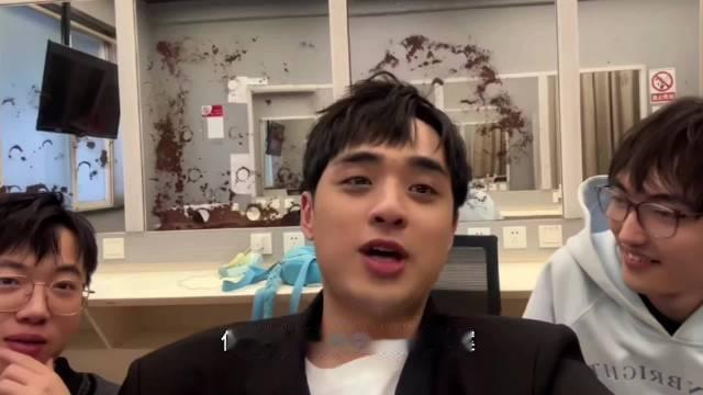 解说毛毛、Cat、怀南预测BLG和HLE胜者！

Cat：听真话肯定相信Bin哥啊！感觉要捧杯了，打
