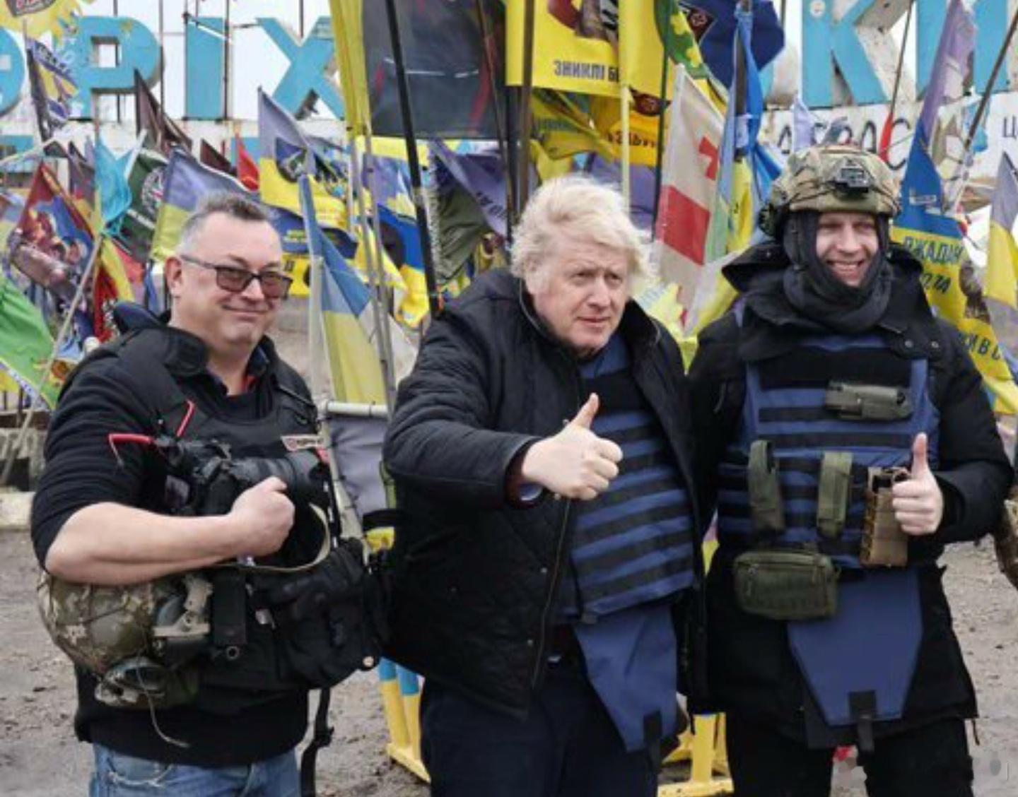 鲍里斯在视察乌东前线后说，此行使他更加相信乌克兰必胜。 