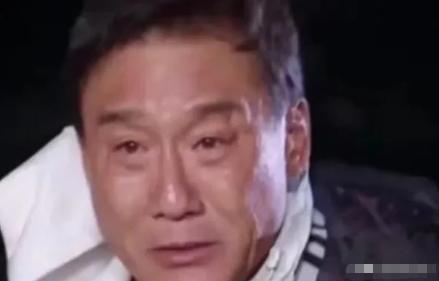 [微风]香港人为什么对内地总有隔阂？这个问题，梁家辉自己说得很透。
 
香港人对