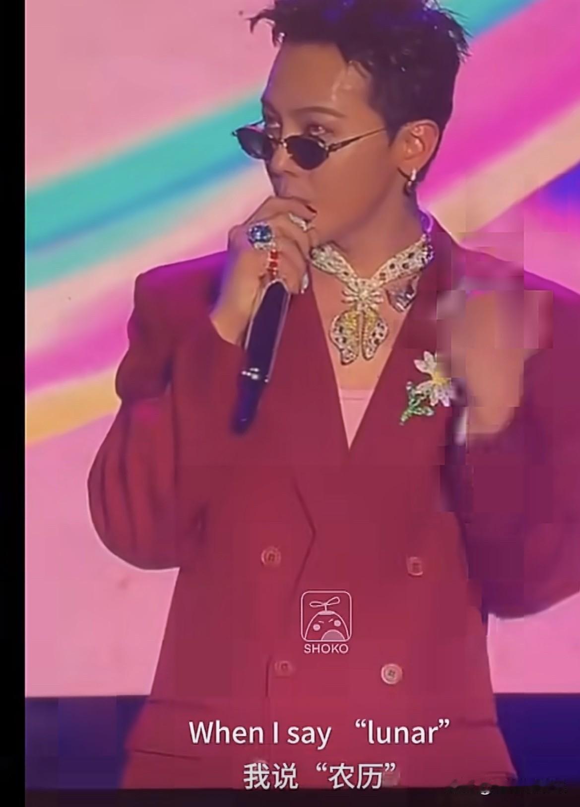 权志龙高调上热搜，这一次他又要痛失很多粉丝。

近日，在迪拜音乐节上权志龙做出来