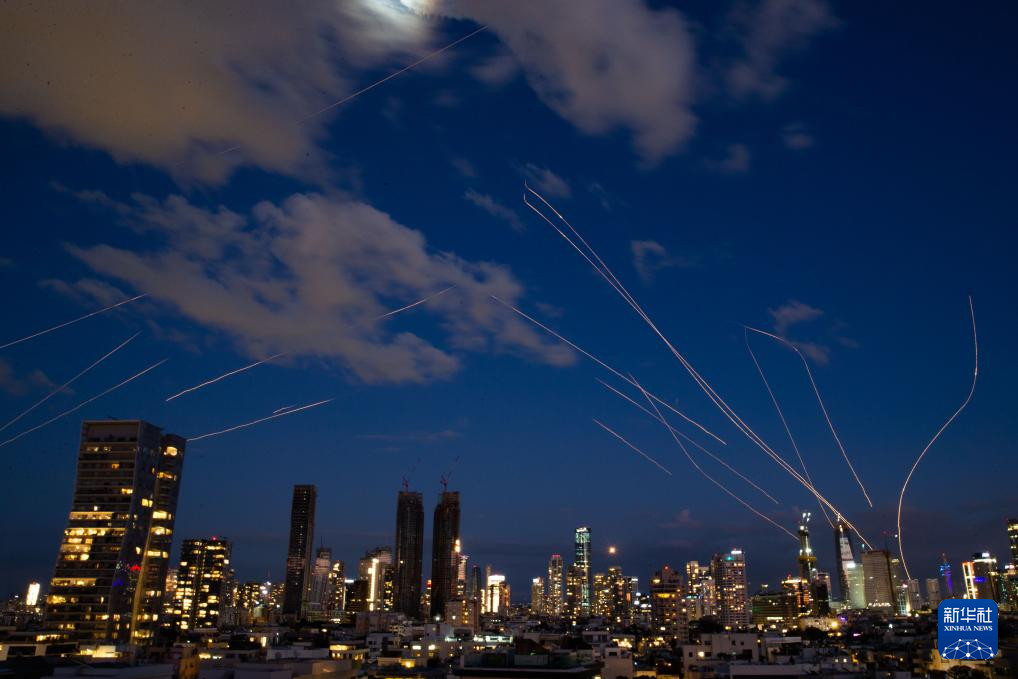 【美官员：#以色列拦截弹库存严重不足#】据美国新媒体“旗语”新闻社（Semafo