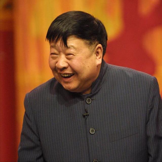 相声大师，郭德纲，问师傅侯耀文，听说马季打过侯宝林先生，有没有这个事啊。侯耀文斩