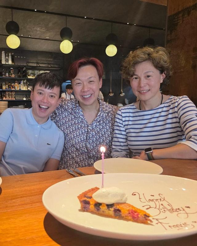 本港富商赵世曾风流一生，一直未有结婚，于70年代与歌手姚炜相恋，两人育有女儿赵式