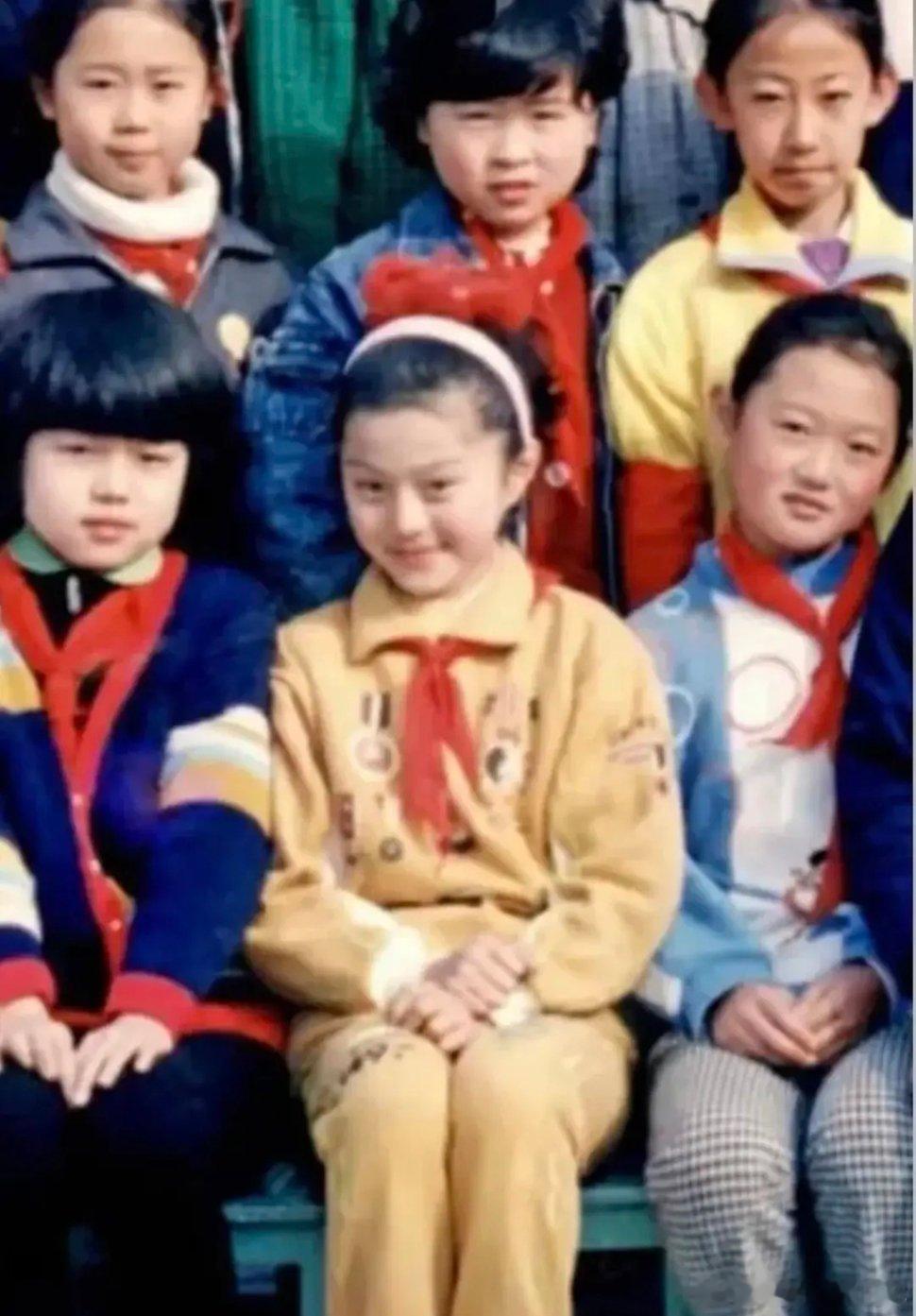 范冰冰真是从小天生丽质 ​​​