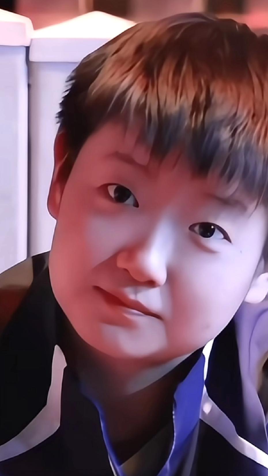 恭喜莎莎，累计200周世界第一[赞]
25岁的莎宝咋那么优秀呢，用努力和汗水，还