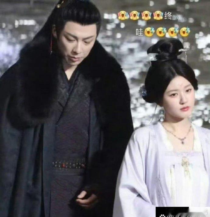 刘宇宁和赵露思在一起怎么感觉这么奇怪？ ​​​