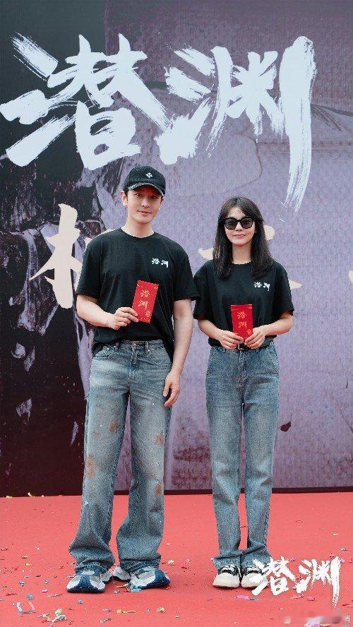 黄晓明张佳宁领衔主演潜渊黄晓明张佳宁领衔主演 出预告了，压一波能不能火🔥 ​​