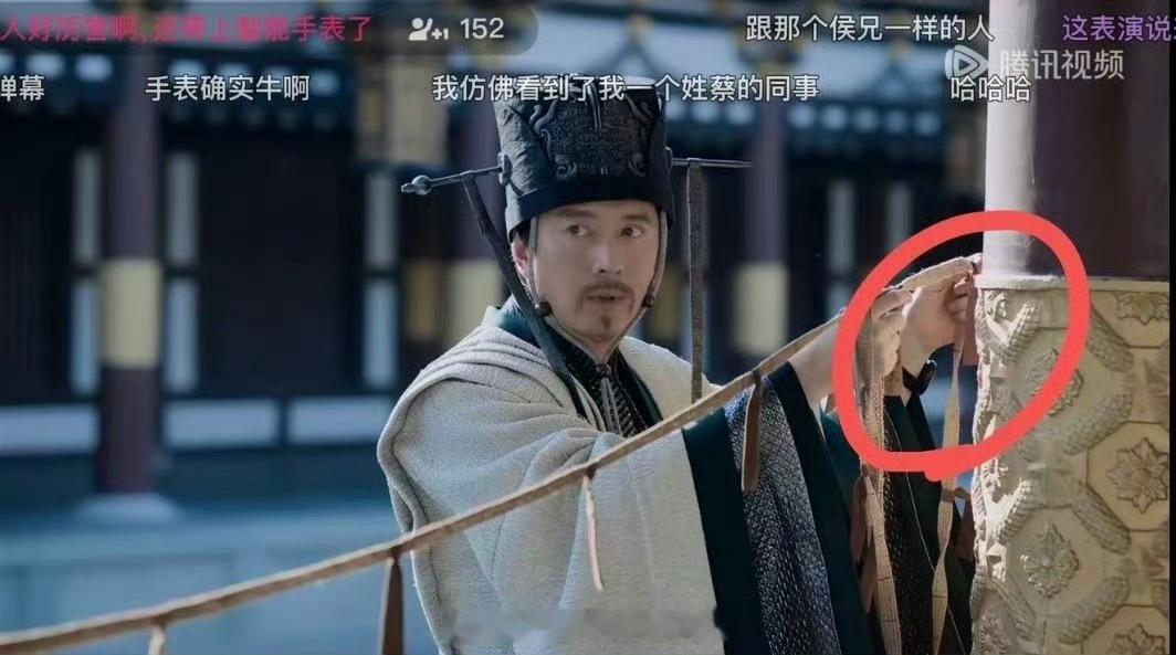 #叶轻眉带着摄影师出神庙#哟吼哟吼，谁懂啊家人们？！没想到电视剧《庆余年》又有穿