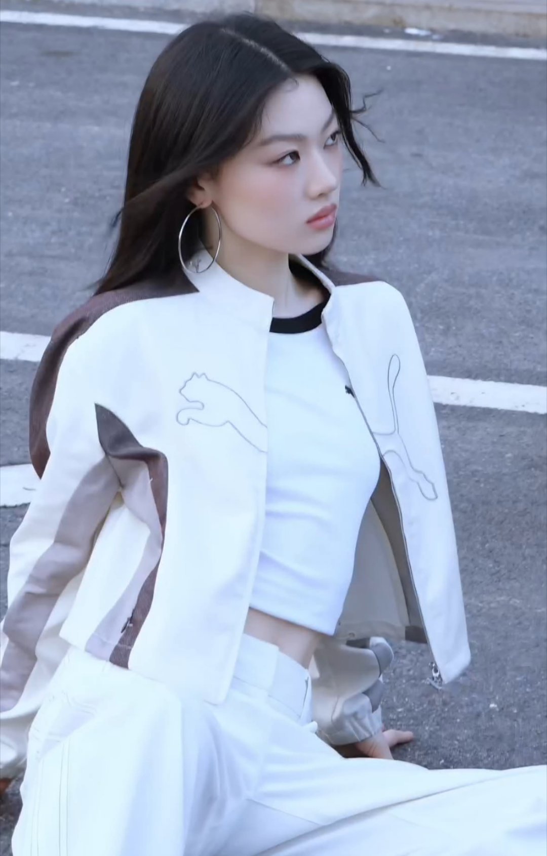 感觉坐她小腹上磨会很舒服😌🥺 