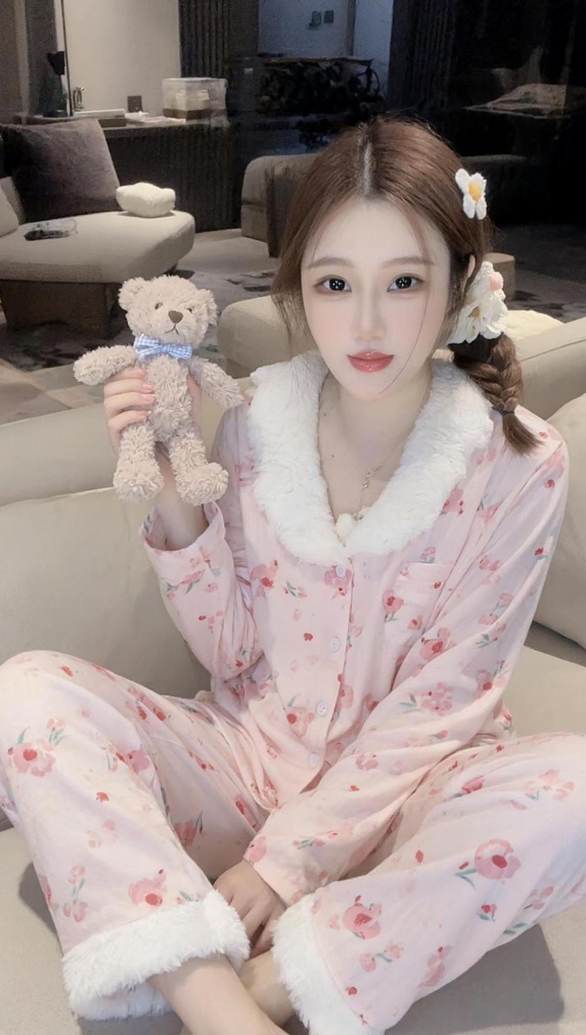 甜美睡衣照 抖音ai创作