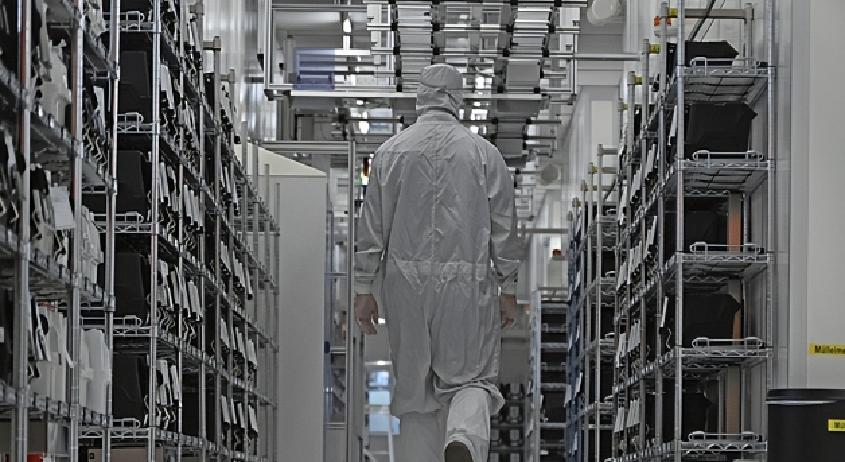 快讯！快讯！。
 
中国商务部突然宣布了。
 
11月4日，发言人在答记者问时点