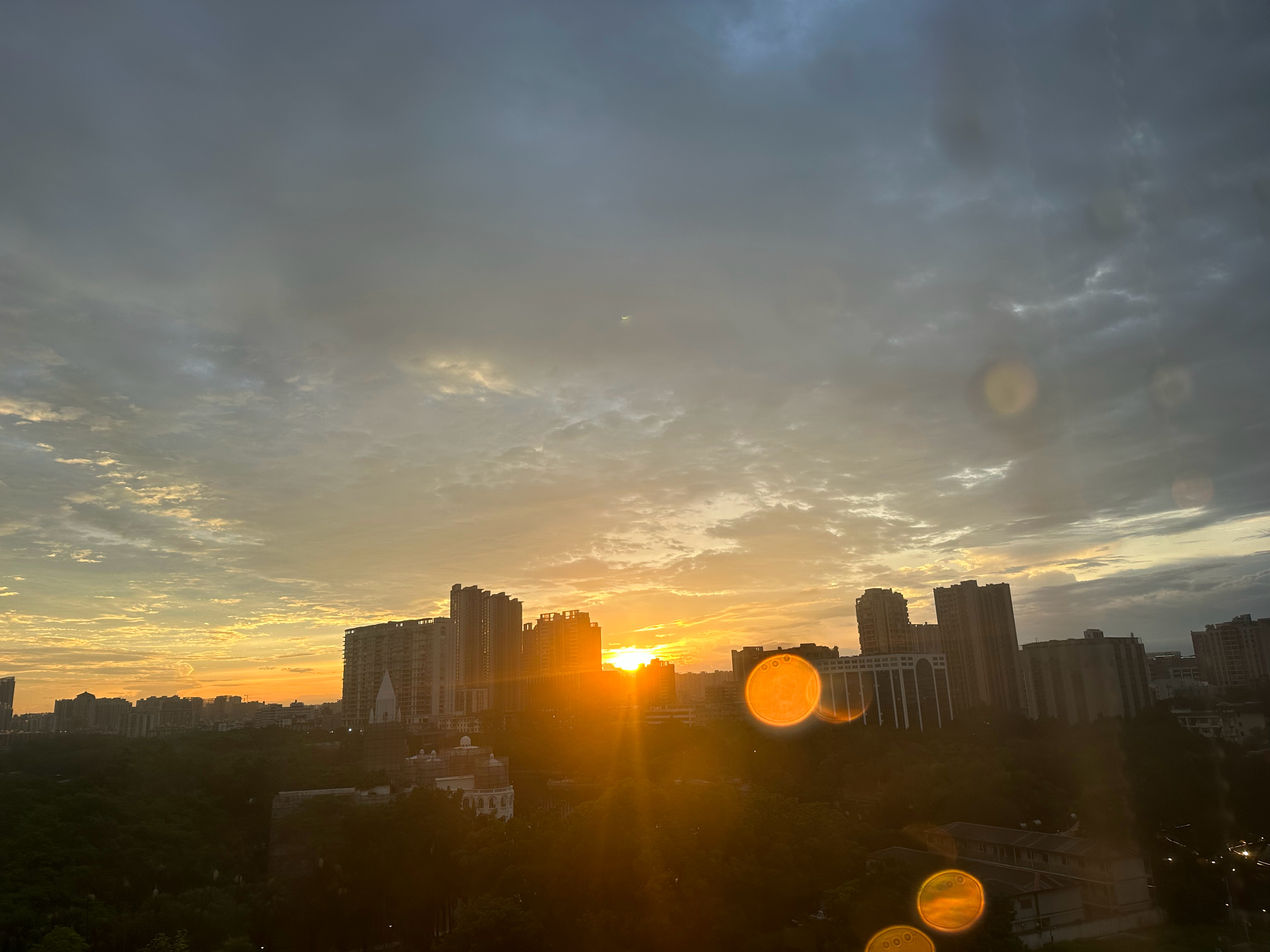 停雨了～ 广州·广东广播电视台(人民北路)