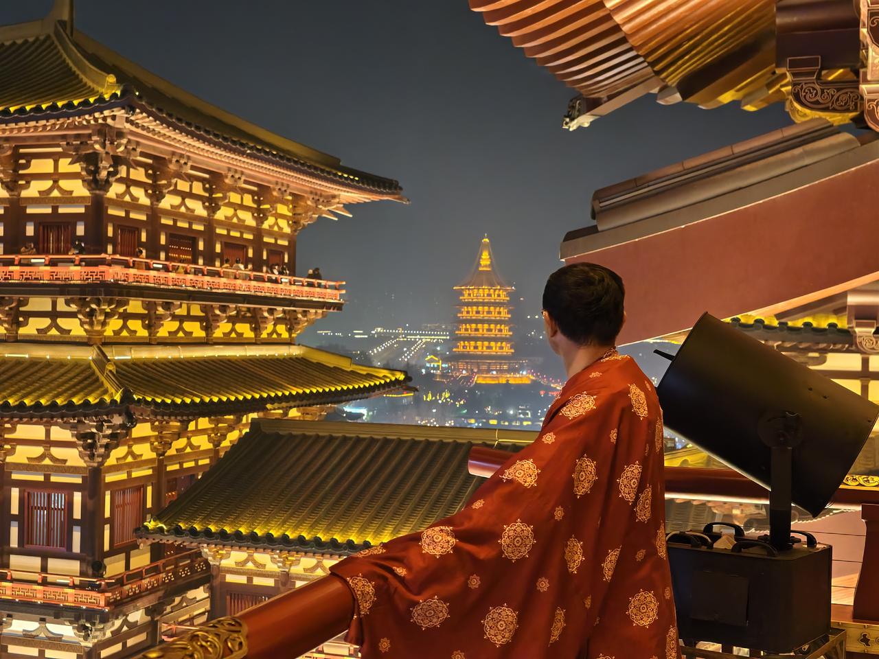 我来自福州，想分享一些来洛阳旅行的发现。
洛阳，果真是十三朝古都、历史文化名城，