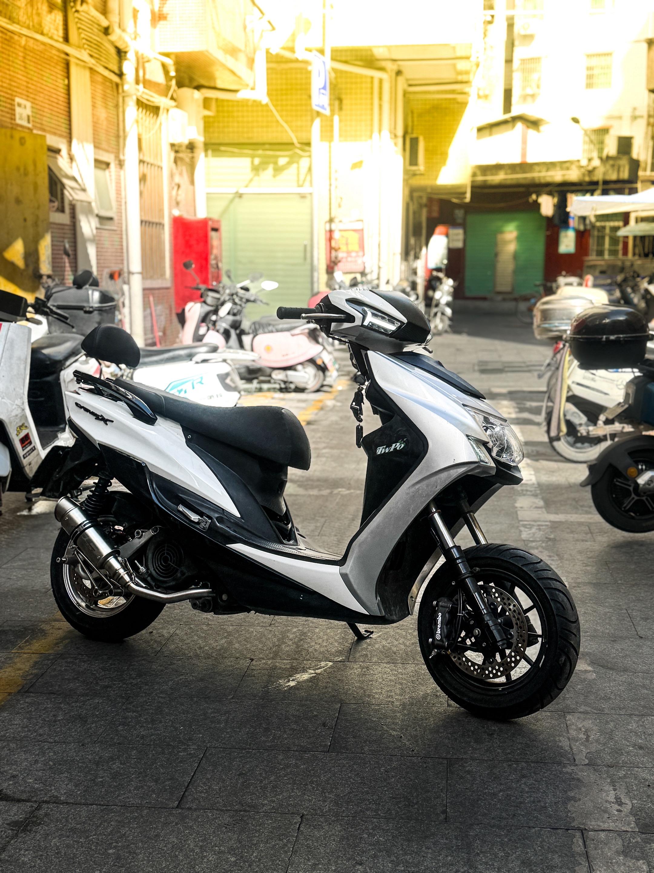 这么多年 我想要的从来没有人给过我 就连我自己都对自己不够大方