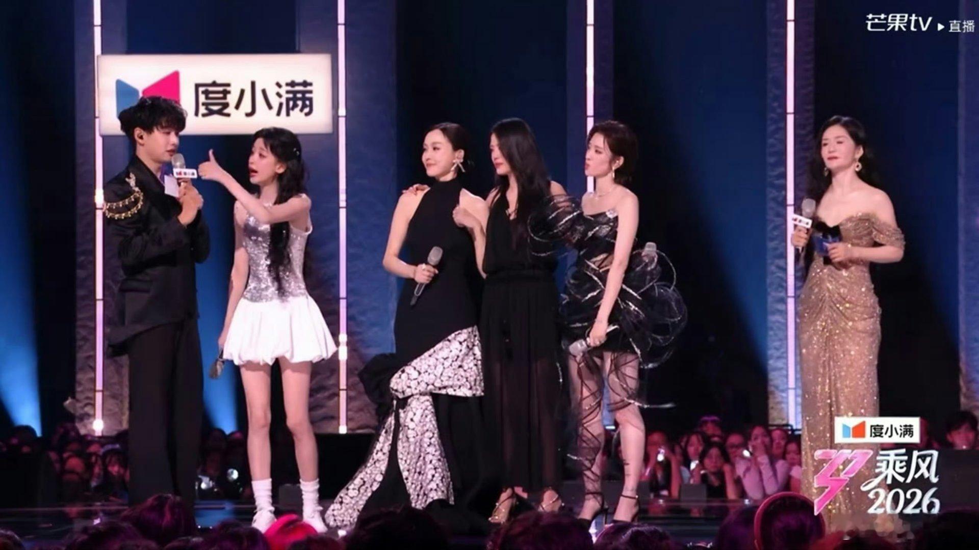 齐思钧回应姐姐们用哭拉票齐思钧回应唐艺昕团用哭拉票 齐思钧回应姐姐们流泪发言拉票