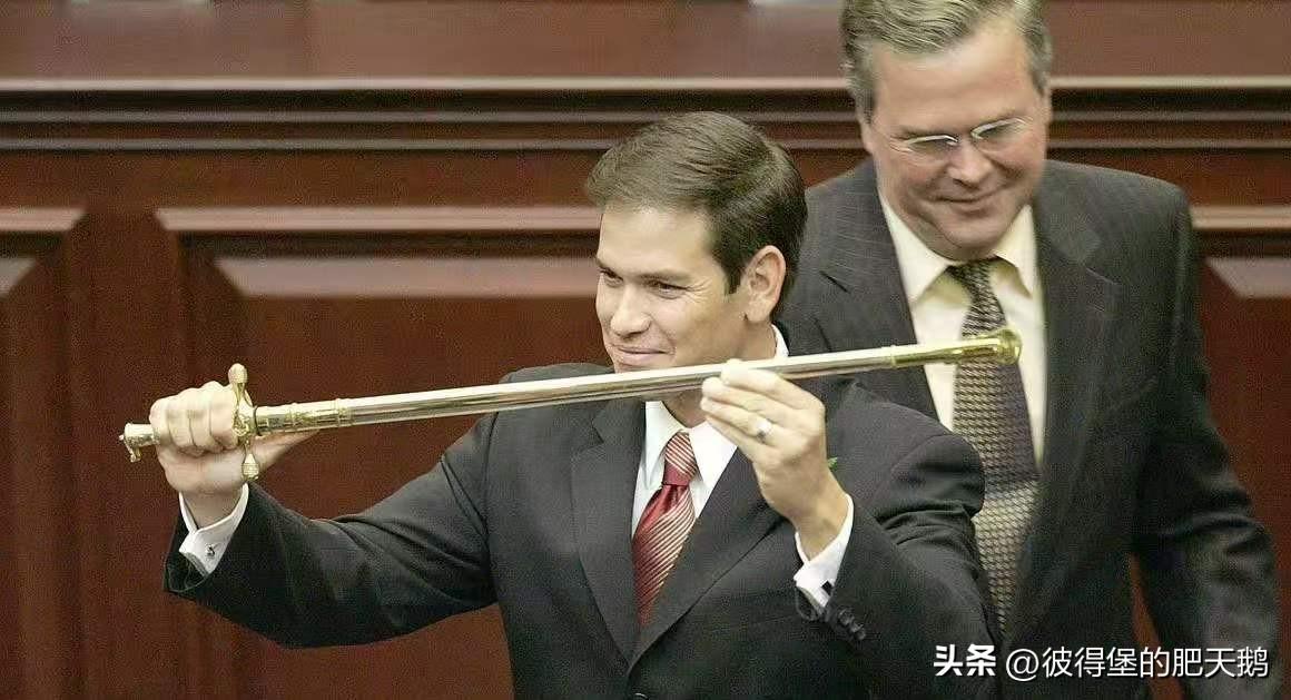 佛罗里达州前州长杰布·布什（老布什的次子，小布什的弟弟）是现任美国国务卿马可·鲁