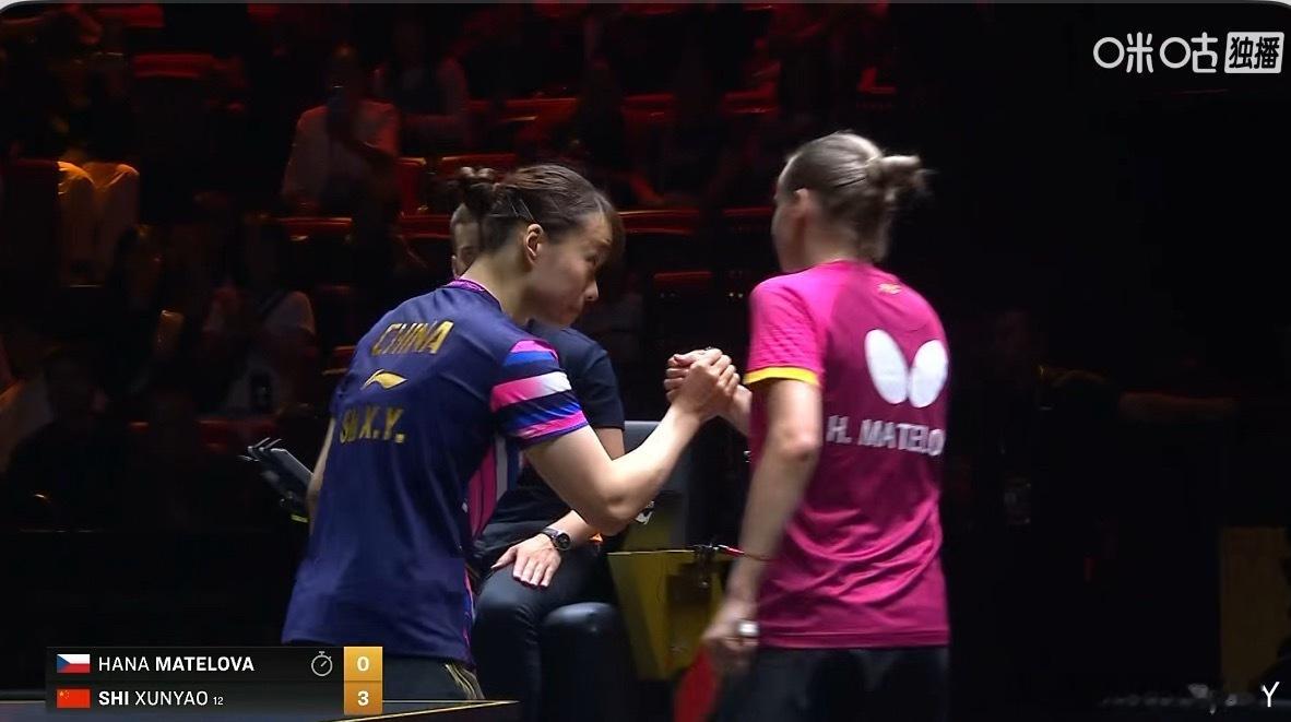 2025中国大满贯女子单打64-32石洵瑶3-0马特洛娃（11-9 11-8 1