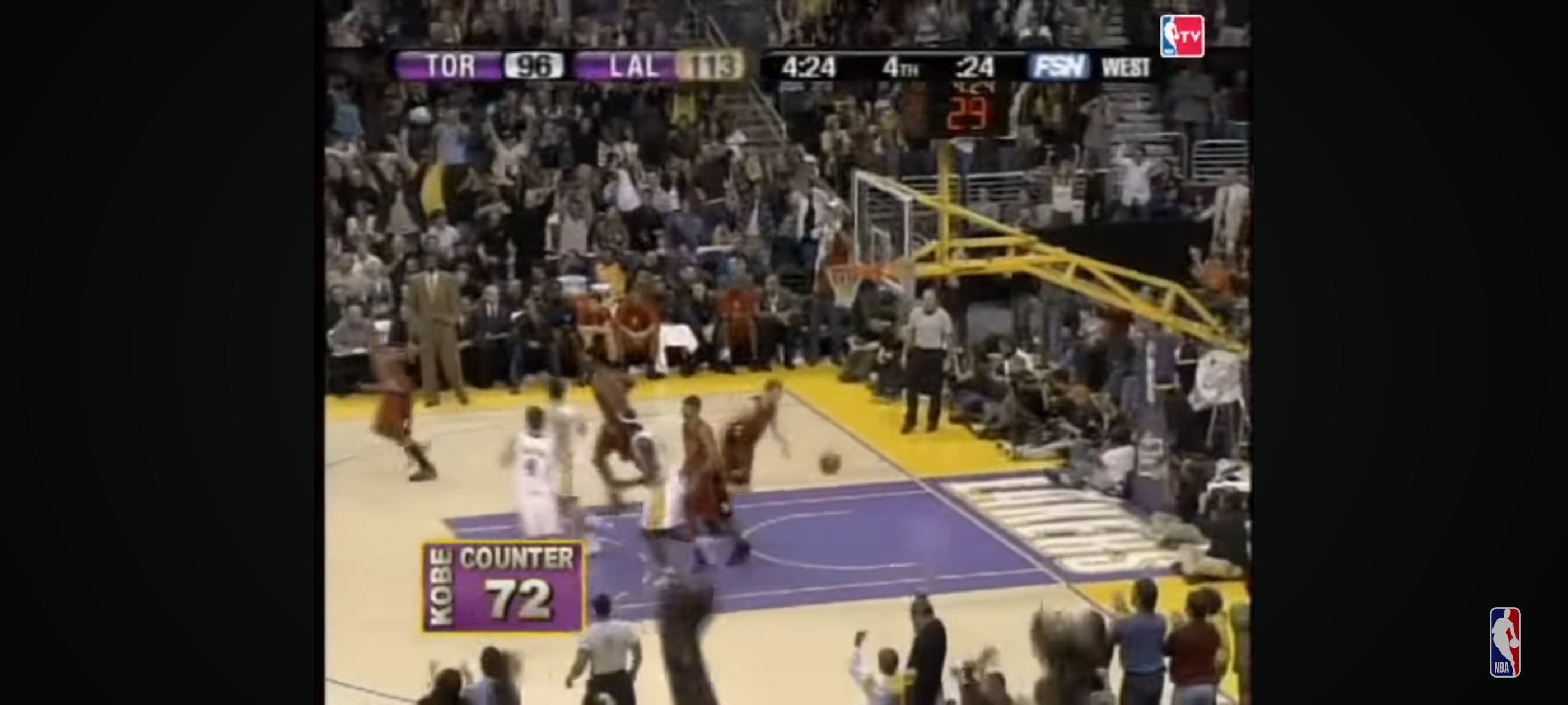 最后4分多钟湖人领先猛龙17分最后3分钟不到领先13分科比81分的最后一些分数…