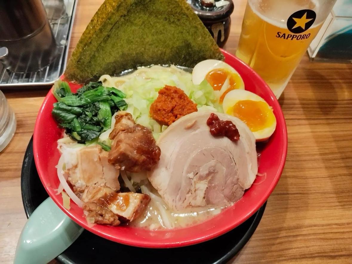 真正的放松不是思想上认为的粗糙的肤浅的“放松”。真正的放松就是不施加任何阻力。如