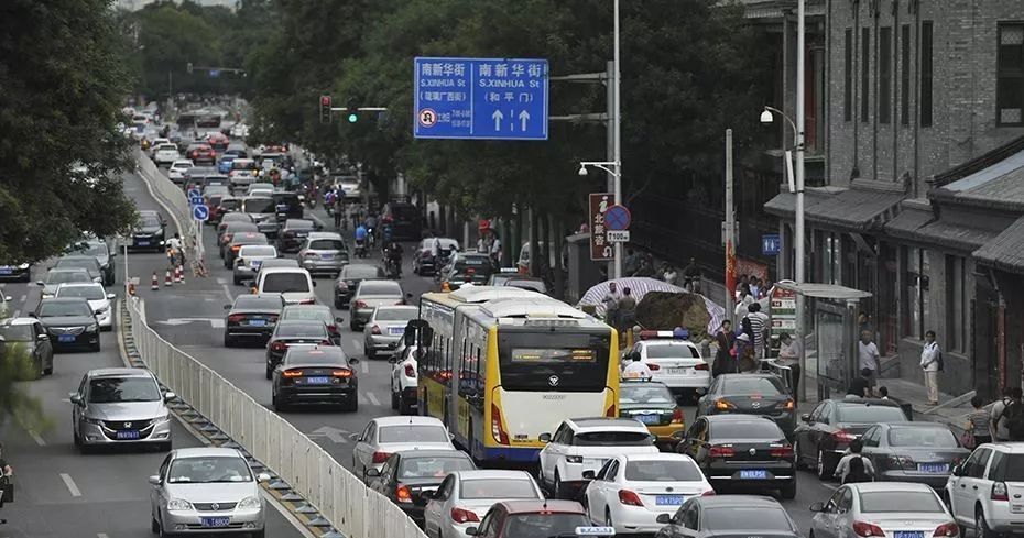 【道路交通安全法修订草案：自动驾驶汽车在自动驾驶功能激活状态下，发生道路交通安全