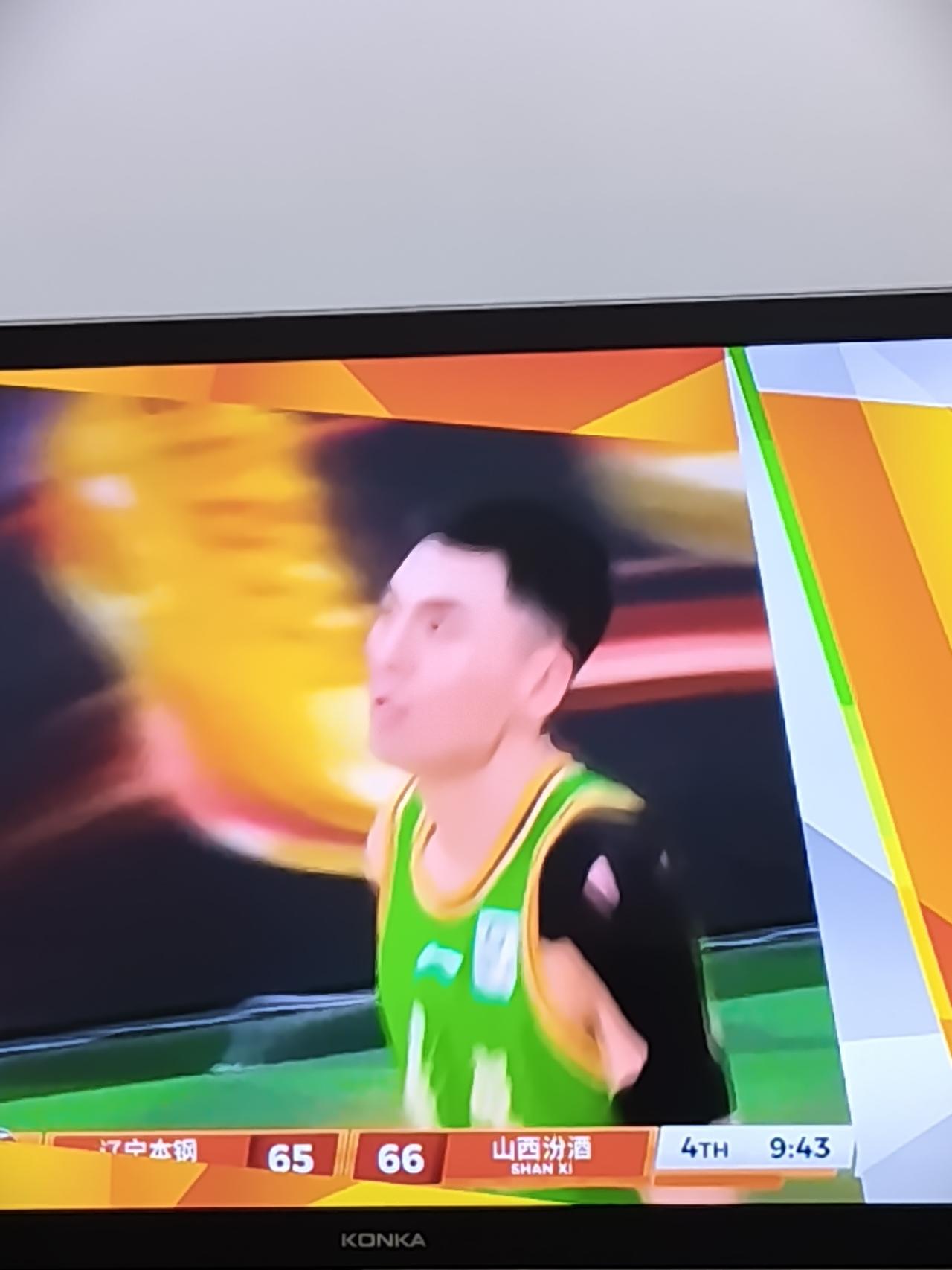 目前看很勉强，但是各队的情况在不断的变化，现在的强队，如果因为人员的伤病或者其他