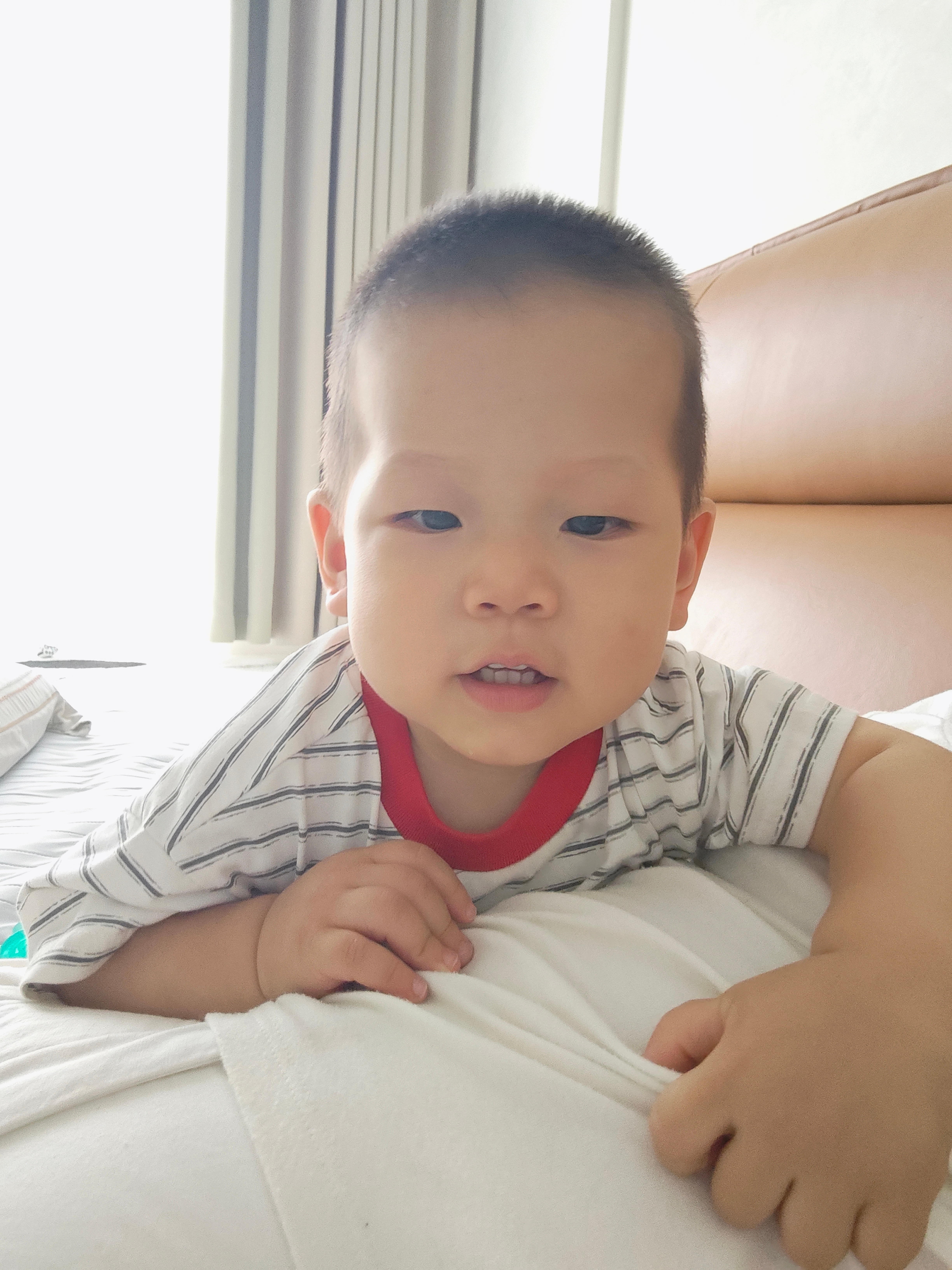 十点半出门，四点到家，出门遛了这么久，铁成功把他爹耗尽电量哄睡着了 铁子的成长记