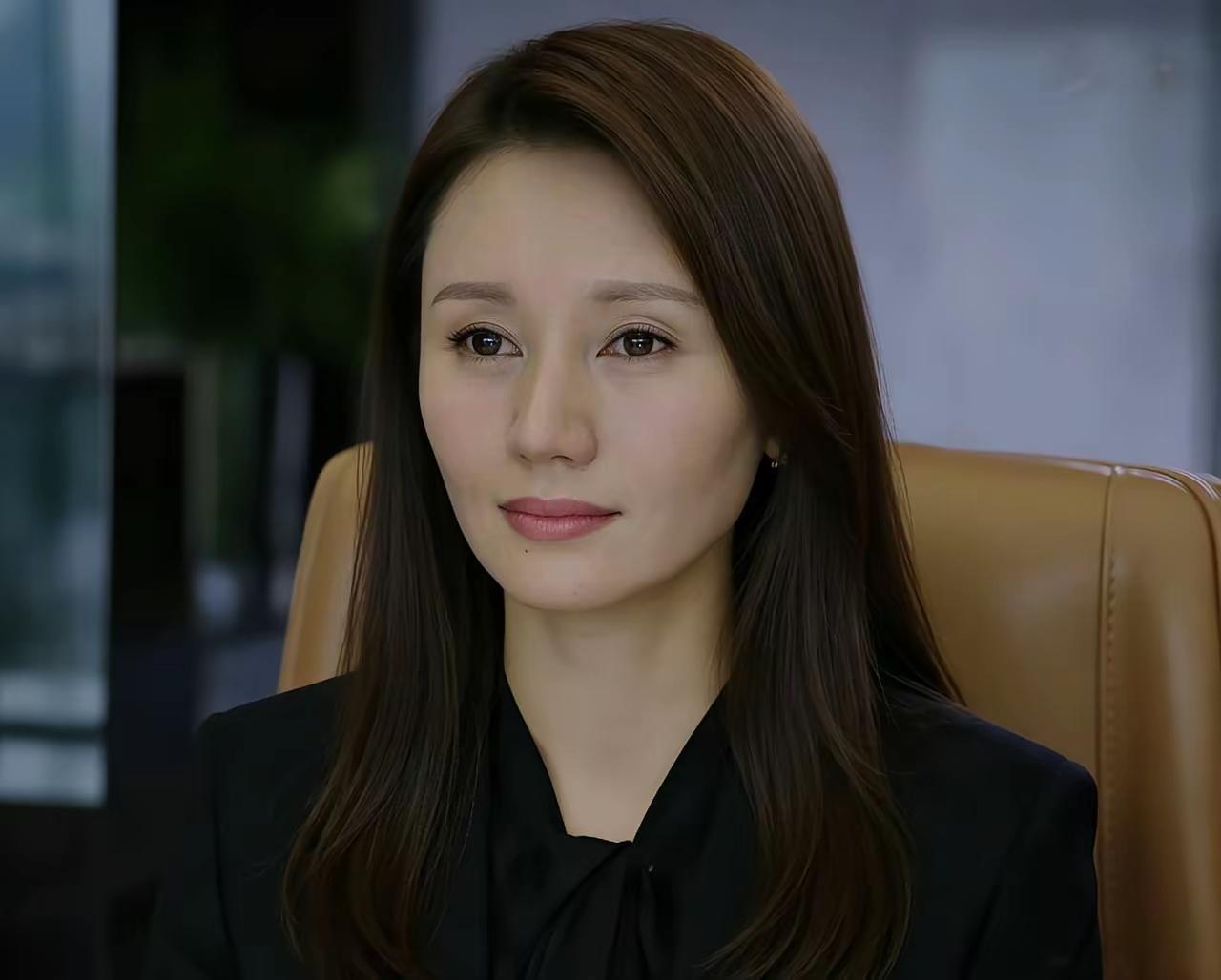 《我的前半生》里的女演员全部换了一个发型之后，和剧中诠释的角色气质瞬间有了极大的