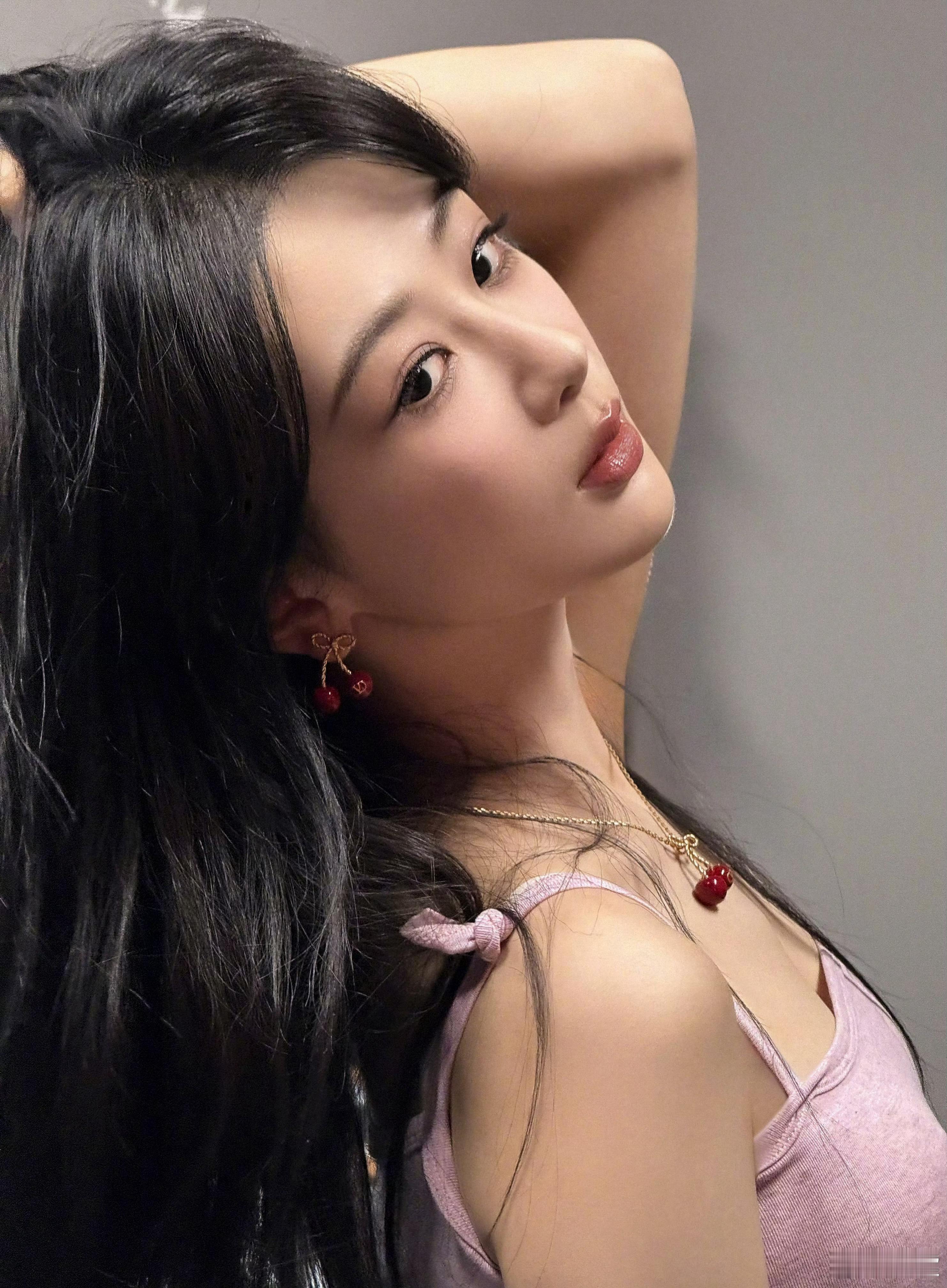 杨紫[超话] 我那风情万种的紫姐 ​​​