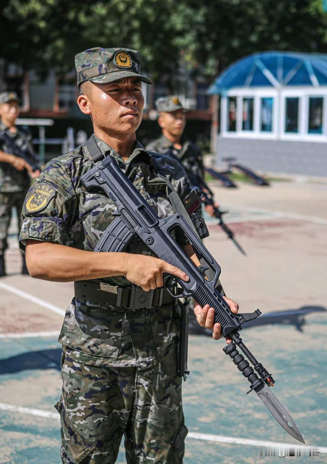 95式自动步枪无托设计不适应现代士兵身高原因被而淘汰？针对该枪枪托改进的个人看法