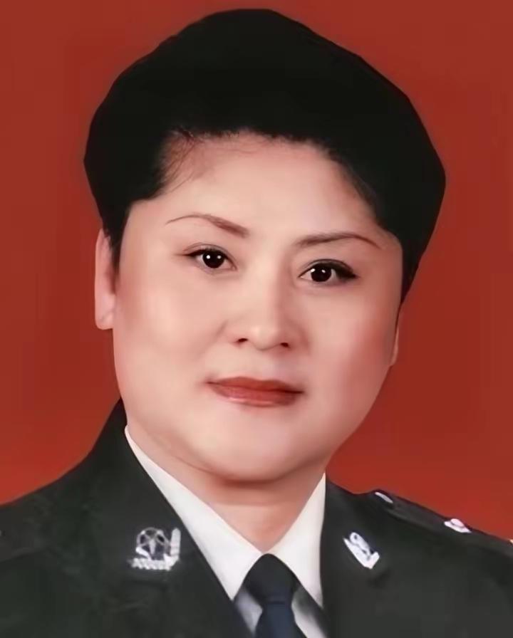 1988年，一漂亮女子被两名壮汉强行塞进出租车内。趁车子急刹时的惯性，女子猛掐司