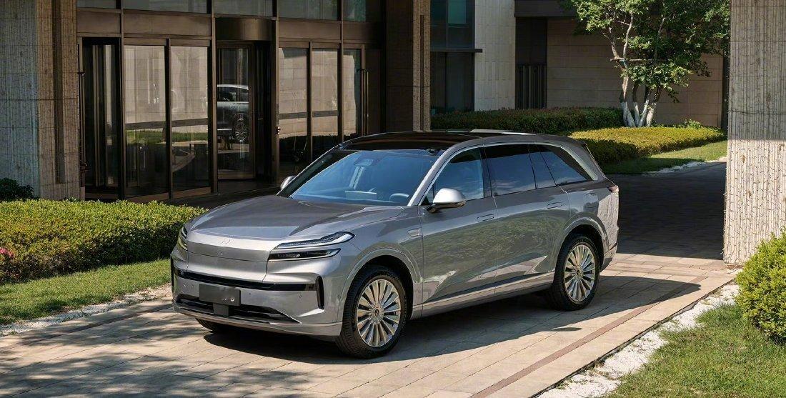 乐道L90这价格是来"掀桌子"的吧！26.58万起的大三排SUV，空气悬架、换电