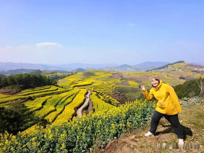 人生如盲盒:90后女孩橙子的一场意外、一个选择、一段新生

你玩过盲盒吗？打开前
