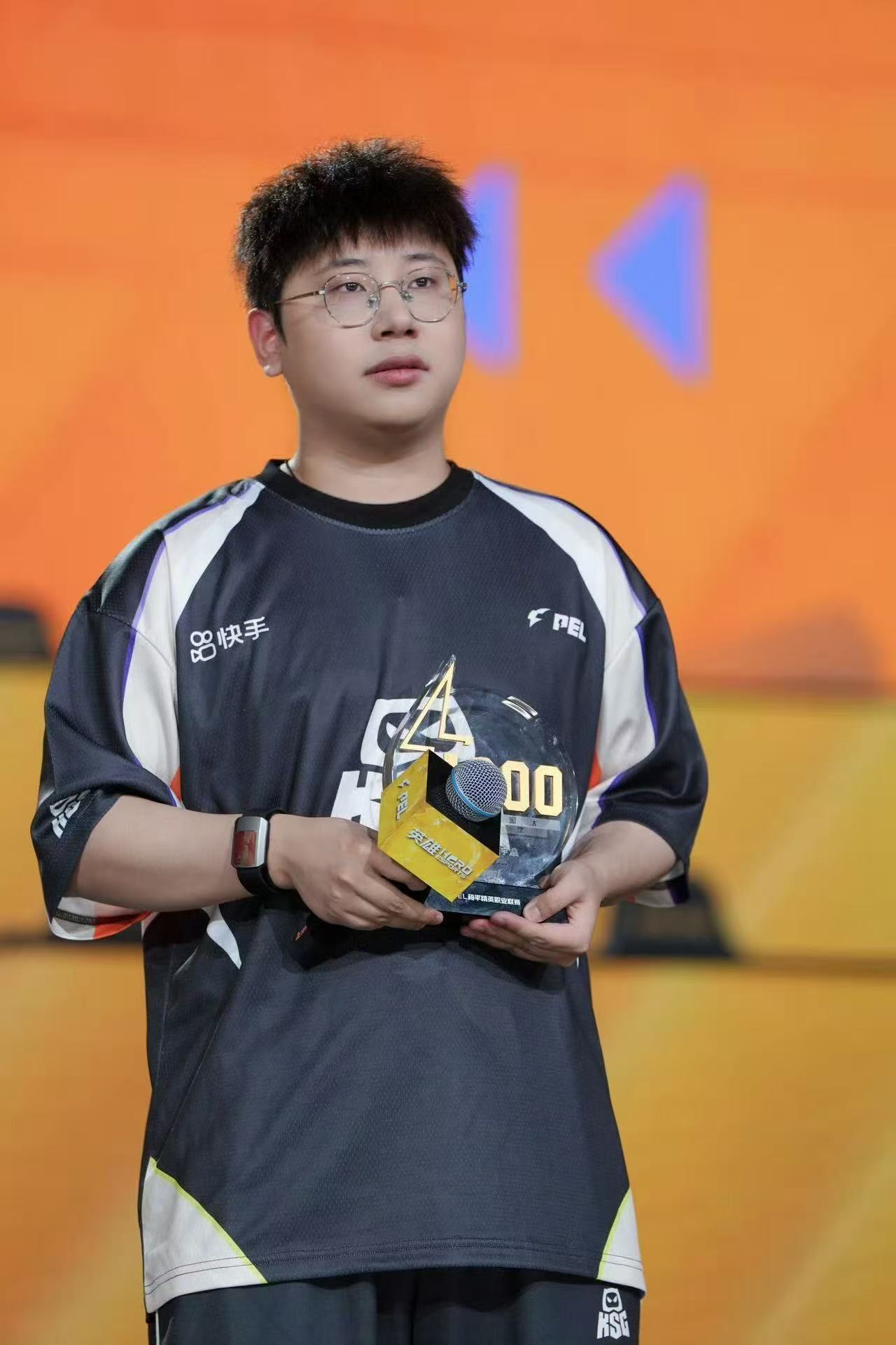 不是春之天霸是春之天宇春日赛场主角，今朝当属天宇！以强势姿态撕开困局，火力拉满，