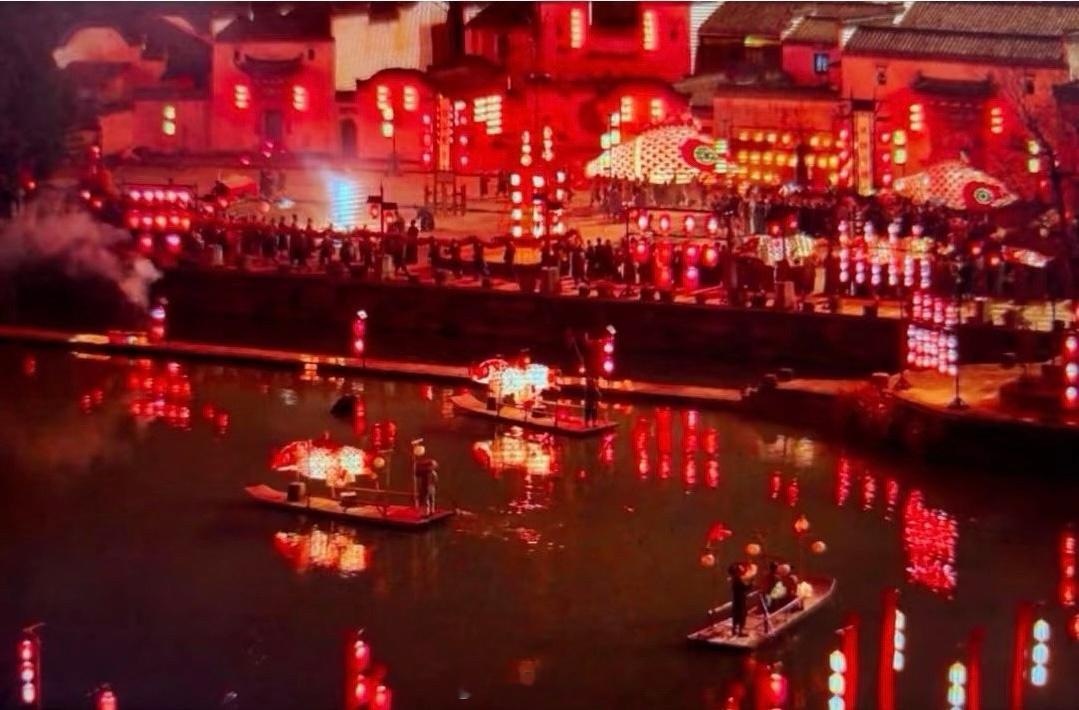 杨紫家业路透好鲜活 落地古装真的设计让人各种安心，这实景真的美得不像话，期待我们
